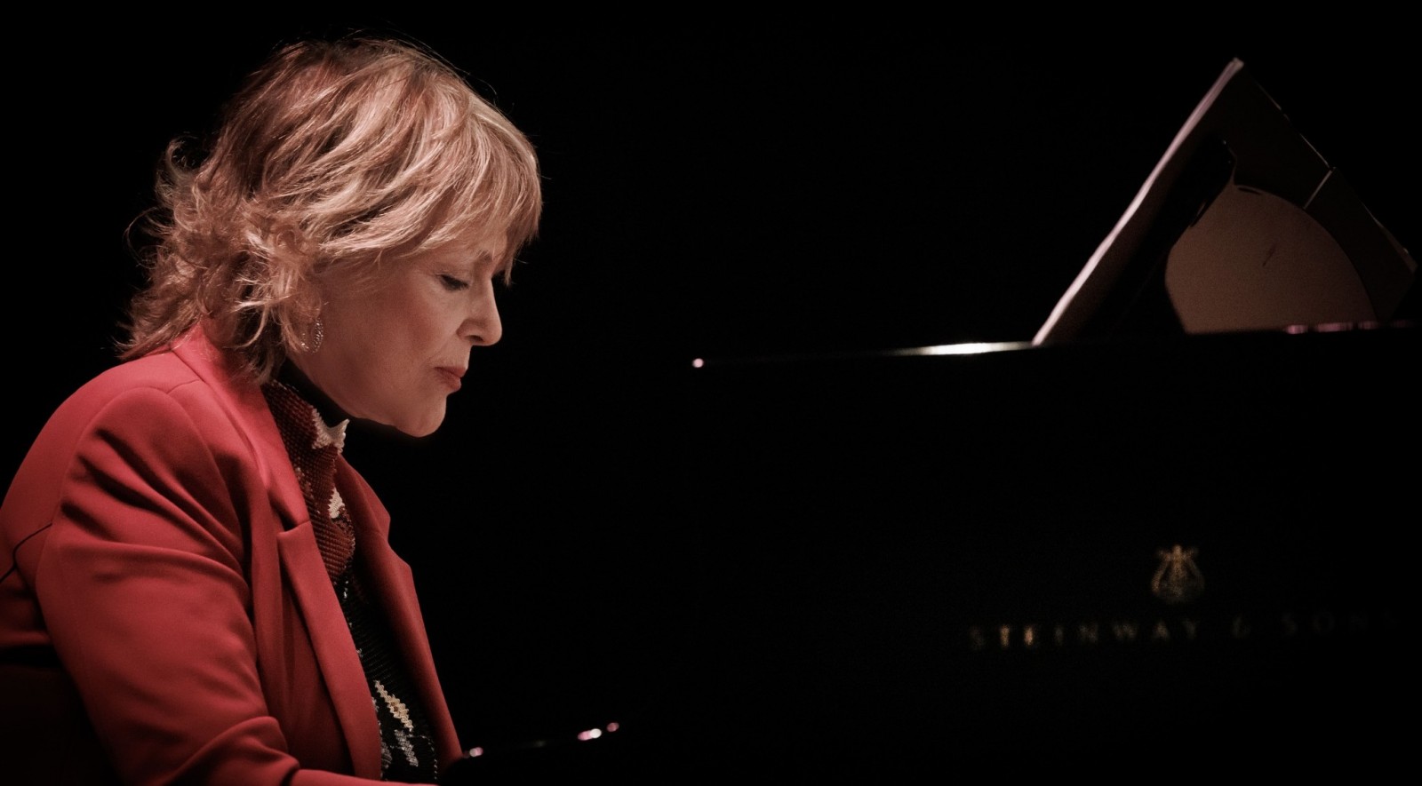 Presentación de la Academia Valenciana del Tango en el Palau de la Música de Valencia