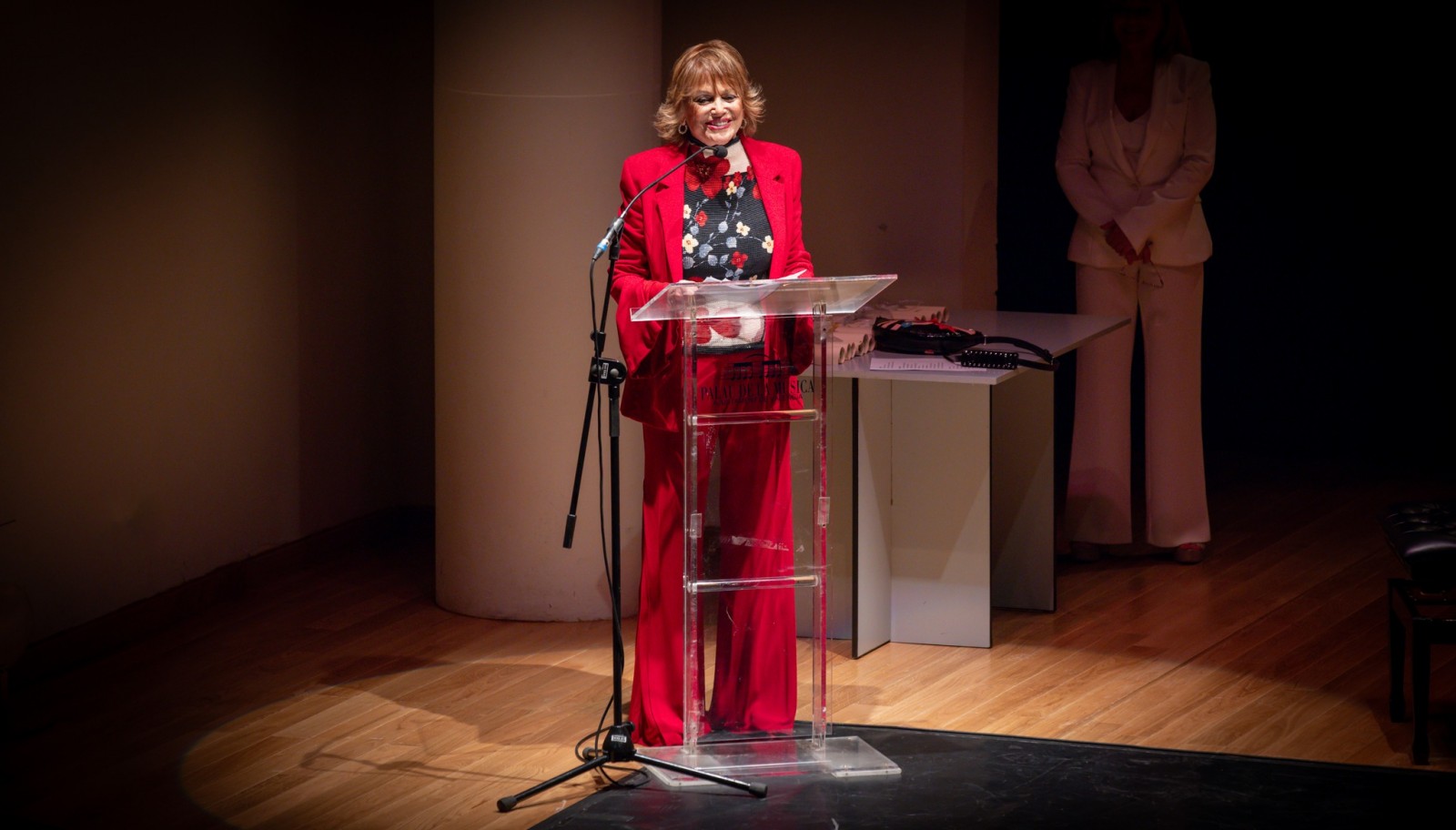 Presentación de la Academia Valenciana del Tango en el Palau de la Música de Valencia
